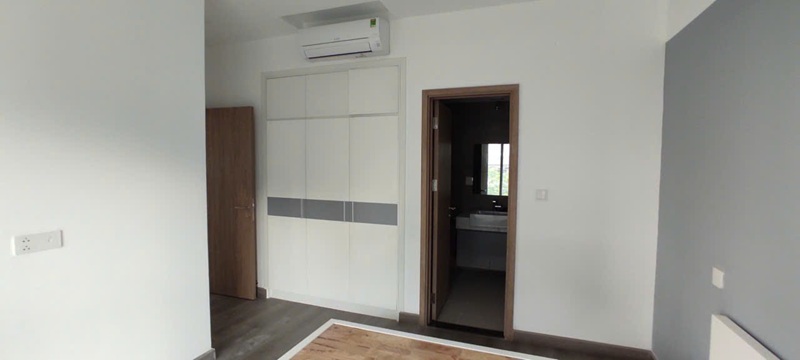 Ph&ograve;ng kh&aacute;ch căn hộ  107m2 Khu Diamond Alnata nội thất cơ bản